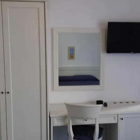 Elisa - Privata Inclusa