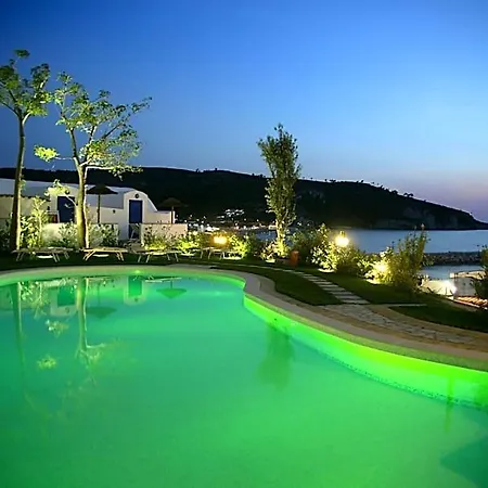 Elisa - Privata Inclusa 3* 페스키치