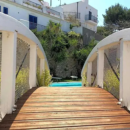 Elisa - Privata Inclusa 3*