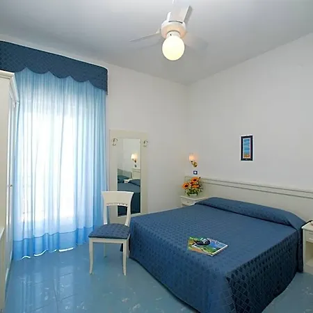 Elisa - Privata Inclusa 3* Peschici