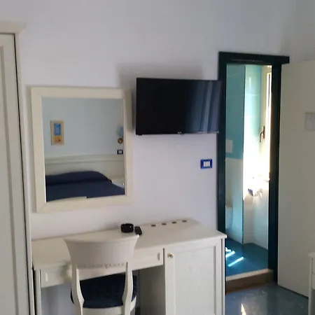 Elisa - Privata Inclusa Szálloda Peschici